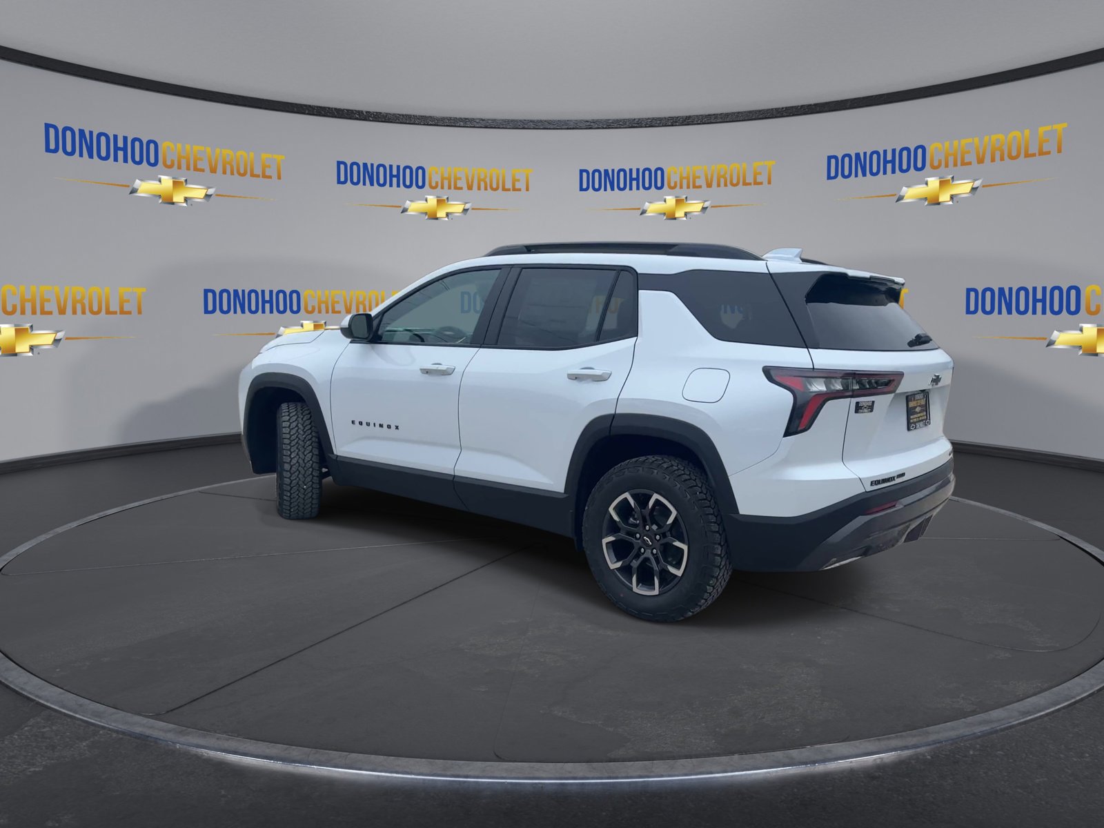 New 2026 Chevrolet Equinox ACTIV w/ Convenience Package III image 9