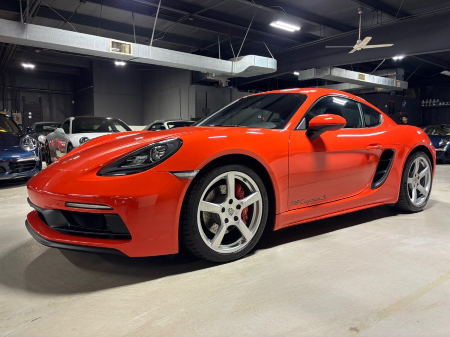 Used 2018 Porsche 718 Cayman S RWD image 6