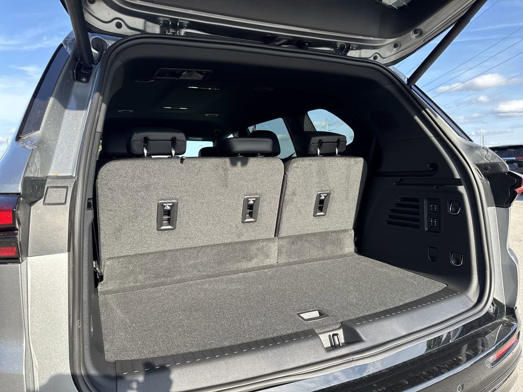 New 2026 Buick Enclave Sport Touring w/ Power Package FWD image 34