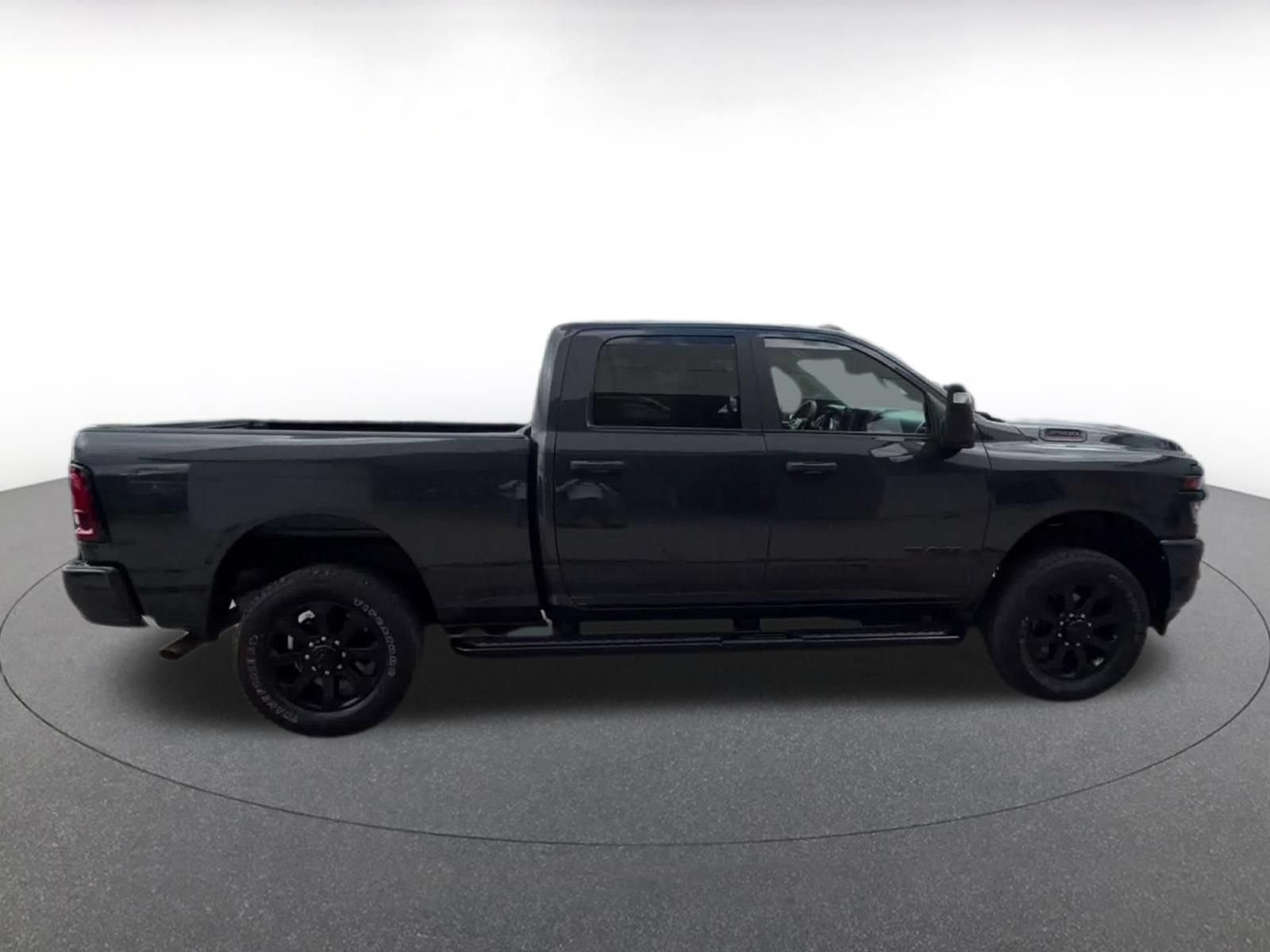 Used 2025 RAM 2500 Big Horn AWD/4WD image 15
