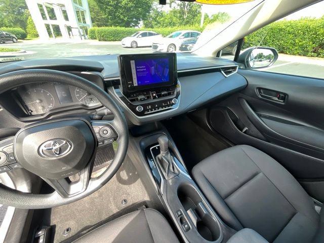 Used 2024 Toyota Corolla LE FWD image 28