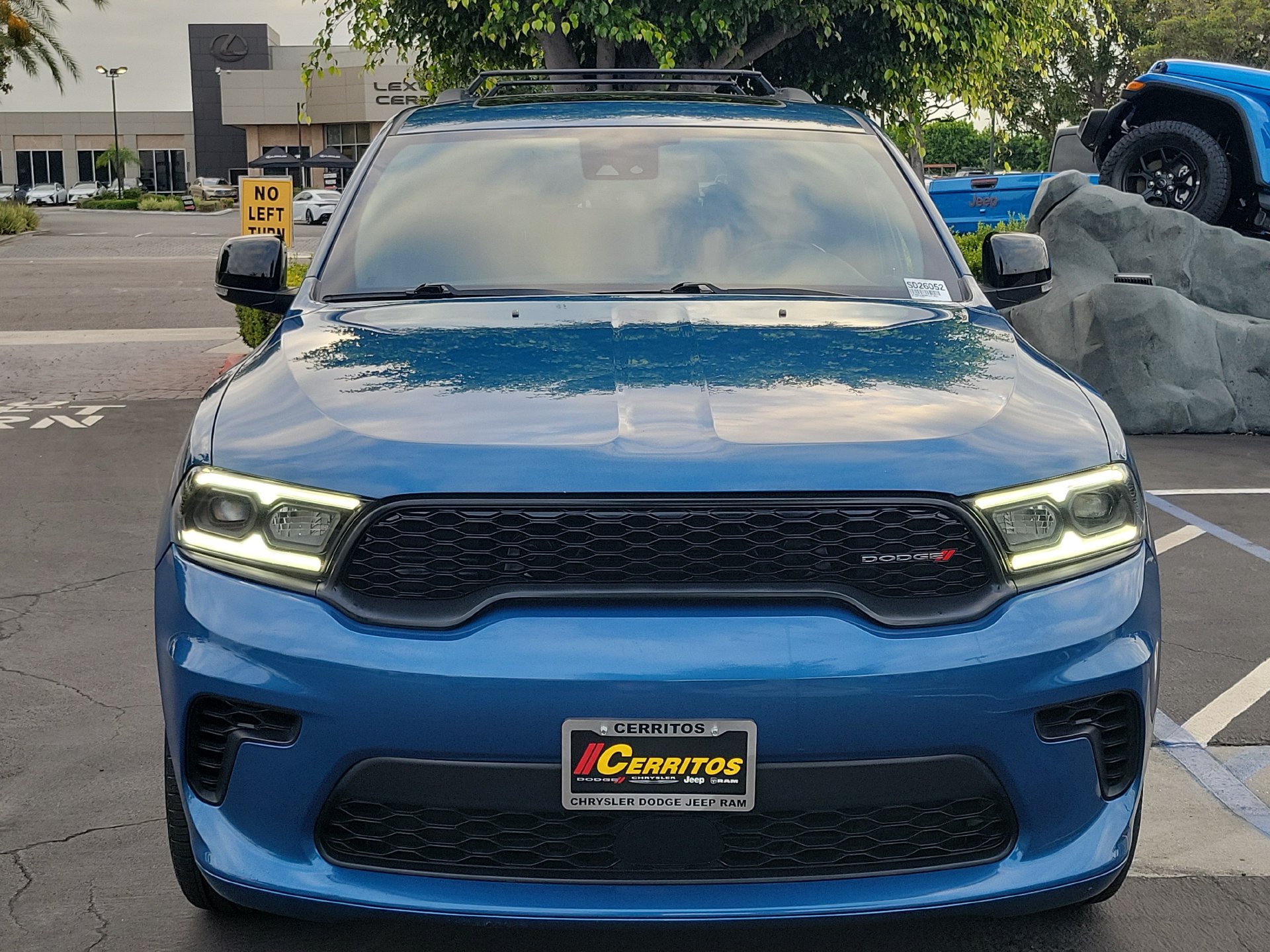 Used 2024 Dodge Durango GT AWD/4WD image 4