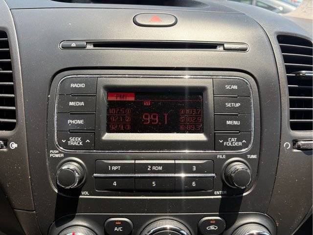 Used 2015 Kia Forte LX image 27