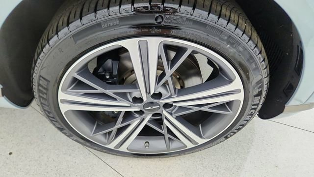 Used 2025 Genesis GV80 3.5T e-SC AWD/4WD image 59