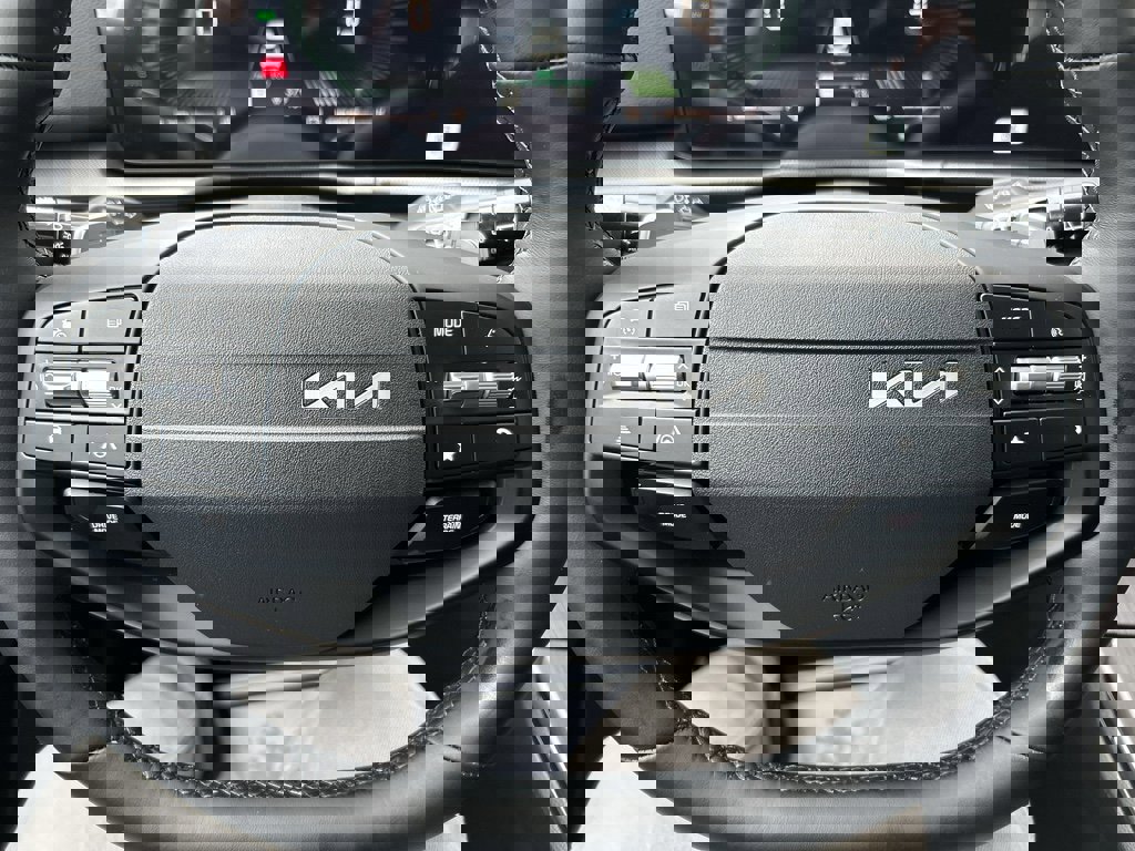 New 2026 Kia Sportage S image 24