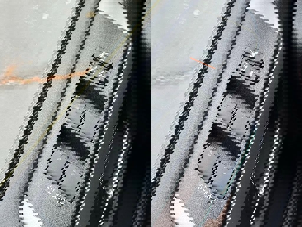 Used 2024 Toyota 4Runner SR5 image 24