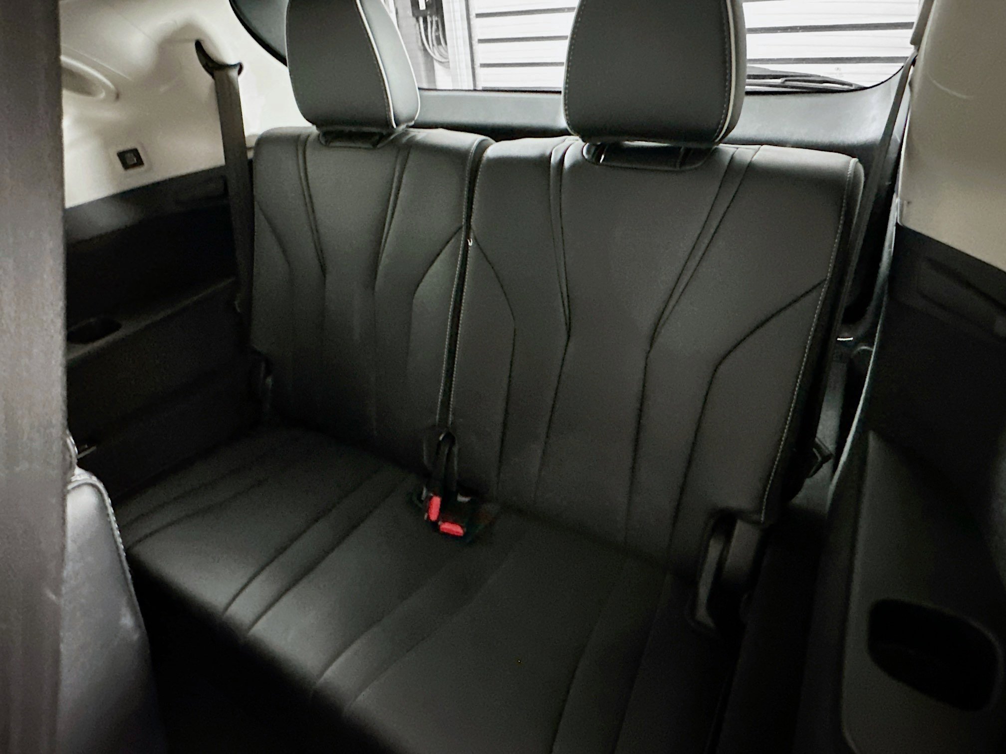 Used 2023 Acura MDX SH-AWD w/ Advance Package image 30