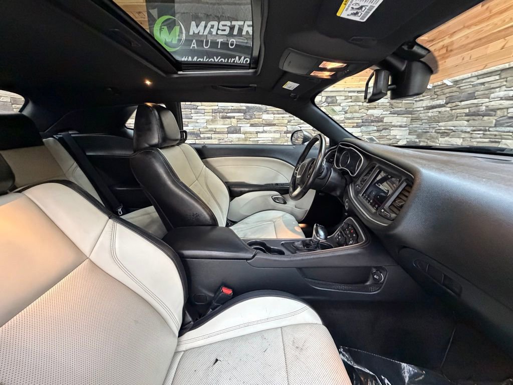 Used 2018 Dodge Challenger GT w/ Driver Convenience Group image 14