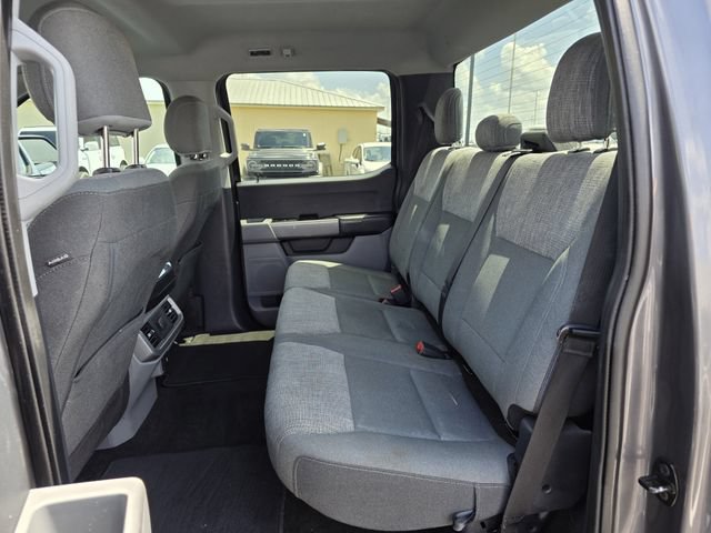 Used 2021 Ford F150 XLT w/ Trailer Tow Package RWD image 16