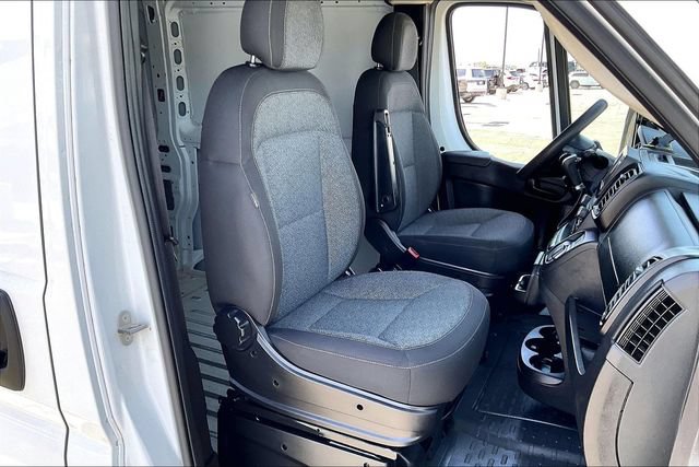 Used 2023 RAM ProMaster 3500 FWD image 6