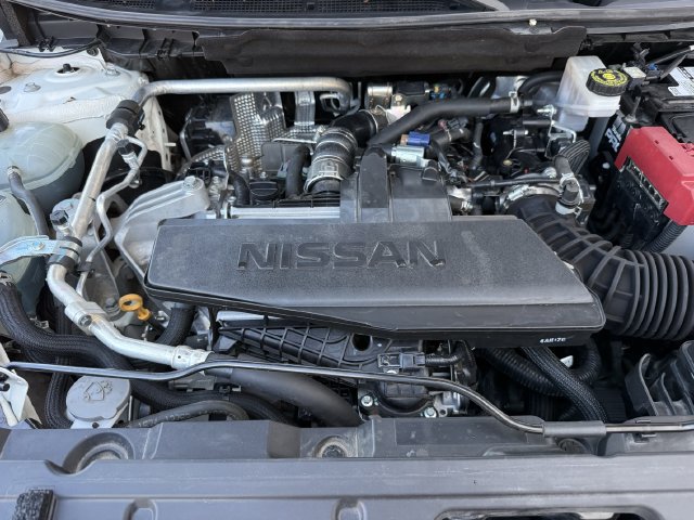 Used 2024 Nissan Rogue S AWD/4WD image 31