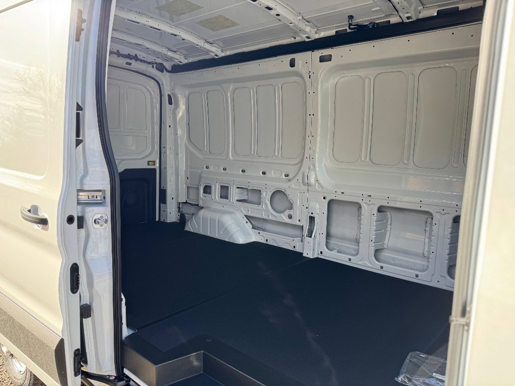 New 2026 Ford Transit 150 148 Medium Roof AWD image 6