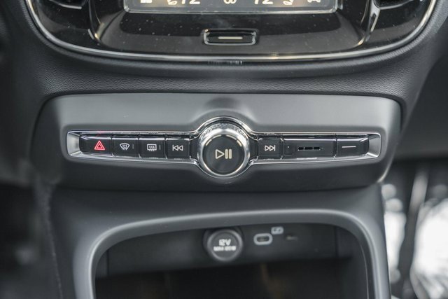 New 2026 Volvo XC40 B5 Ultra w/ Protection Package Premier image 23