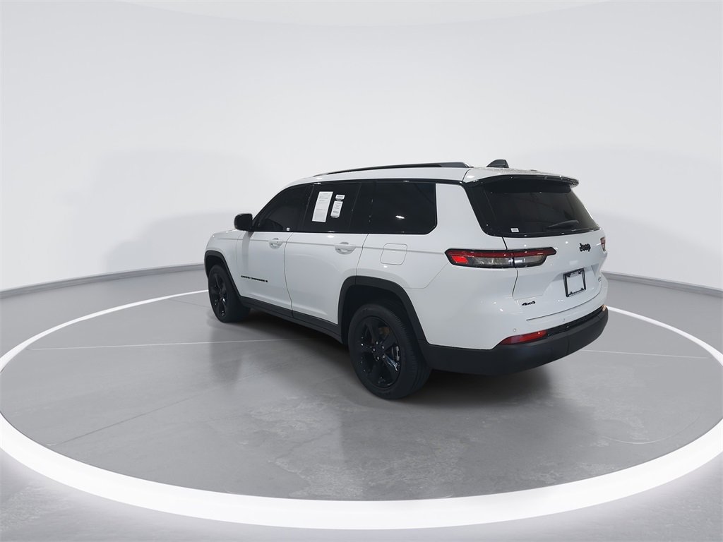 Used 2025 Jeep Grand Cherokee L Altitude image 6