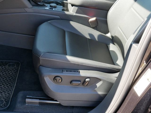 Certified 2023 Volkswagen Atlas Cross Sport SEL R-Line AWD/4WD image 14