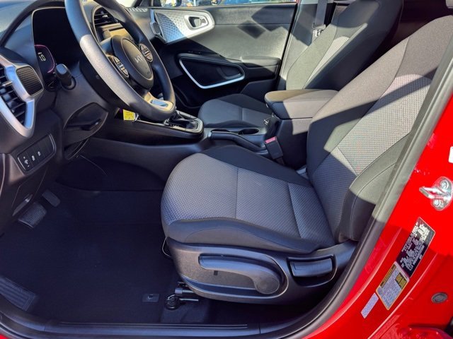 Certified 2025 Kia Soul LX image 16