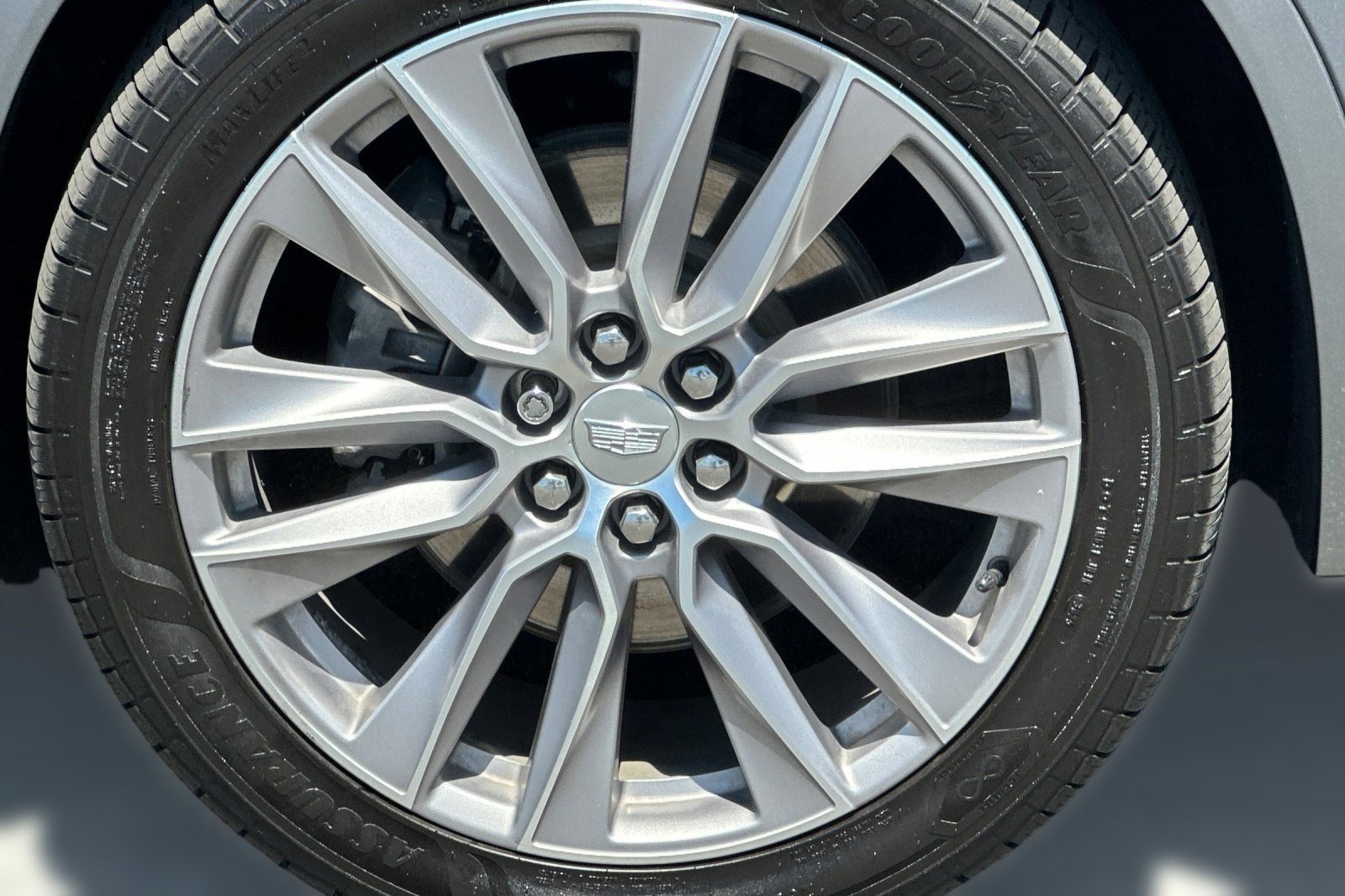 Used 2021 Cadillac XT6 Sport AWD/4WD image 11