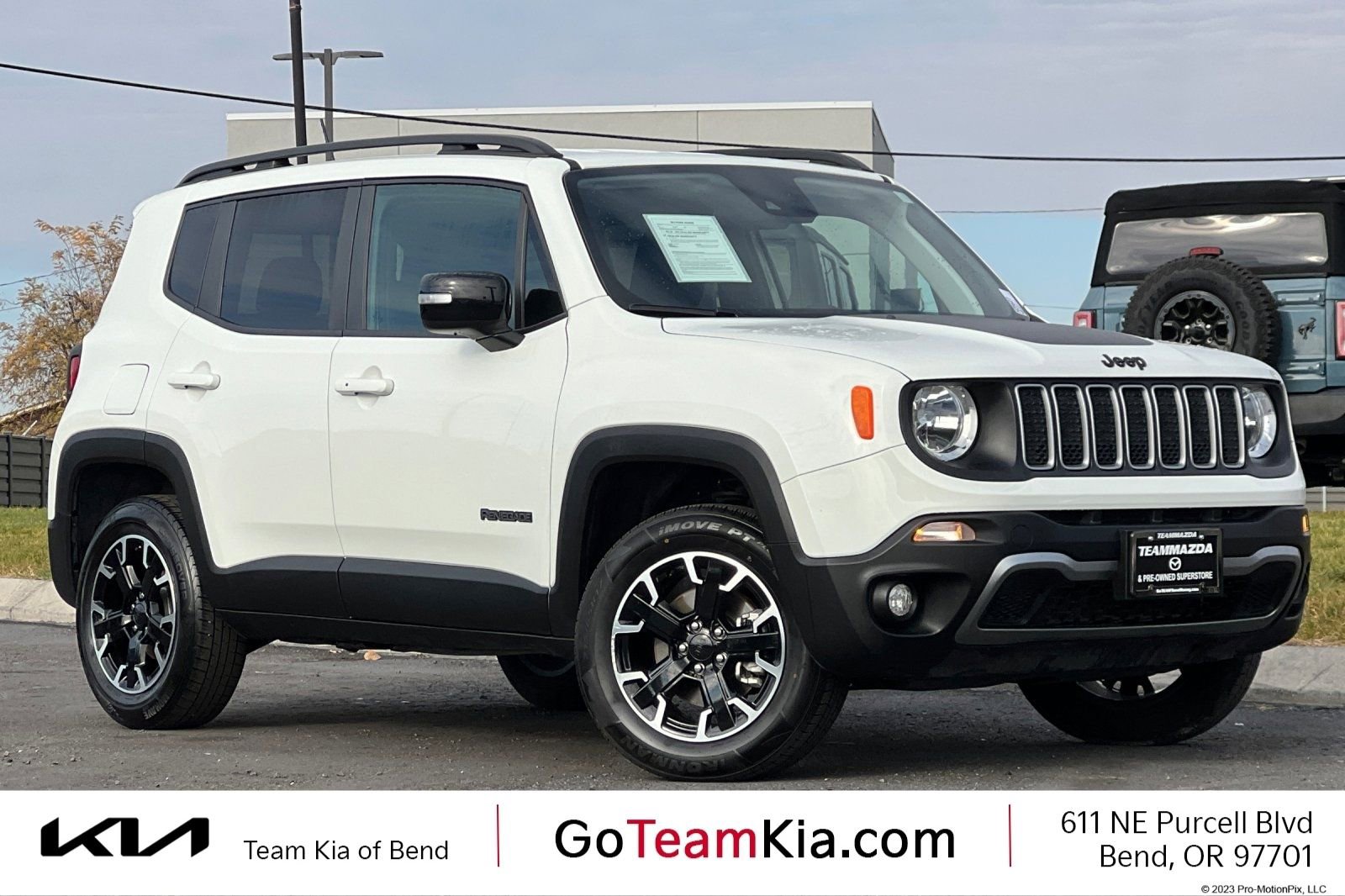 Used 2023 Jeep Renegade Latitude video 1