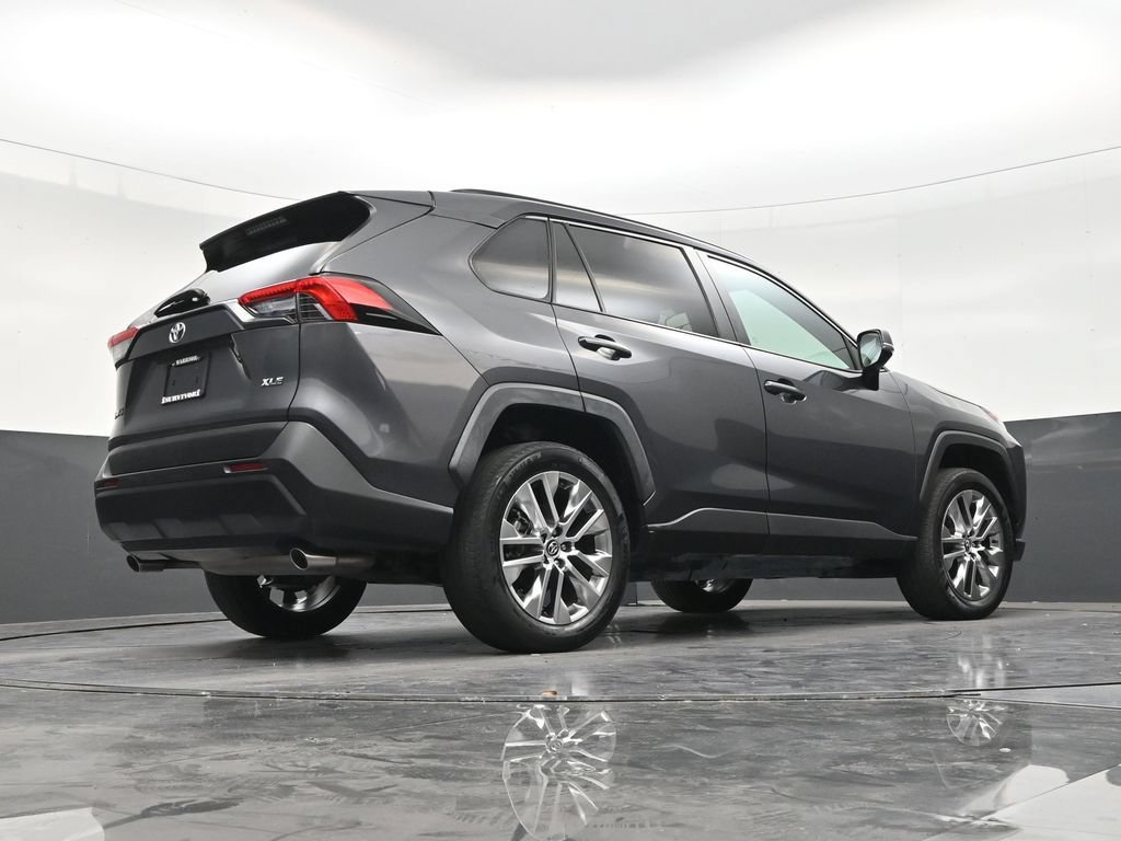 Used 2021 Toyota RAV4 XLE Premium FWD image 24