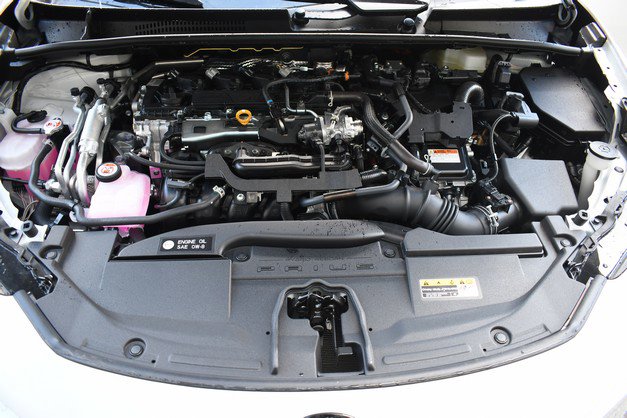 New 2026 Toyota Prius Plug-In Hybrid FWD image 14