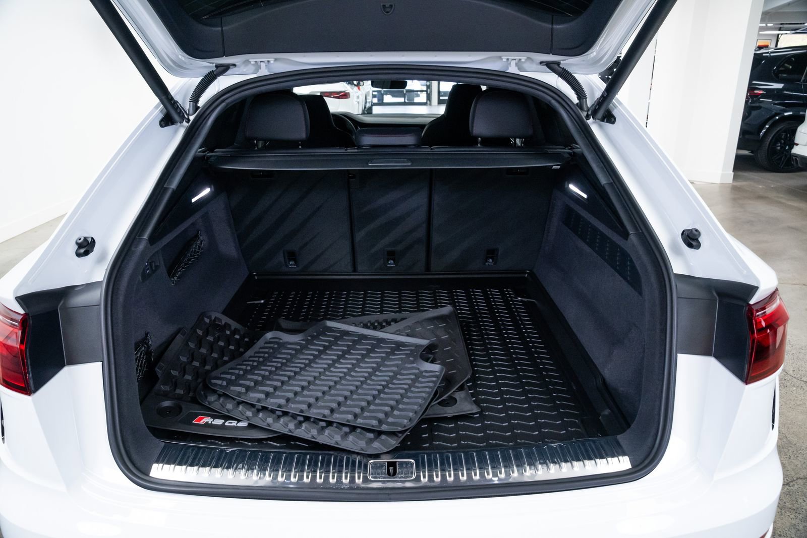 Used 2026 Audi RS Q8 performance image 8