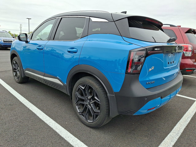Used 2025 Nissan Kicks SR w/ SR Premium Package AWD/4WD image 4