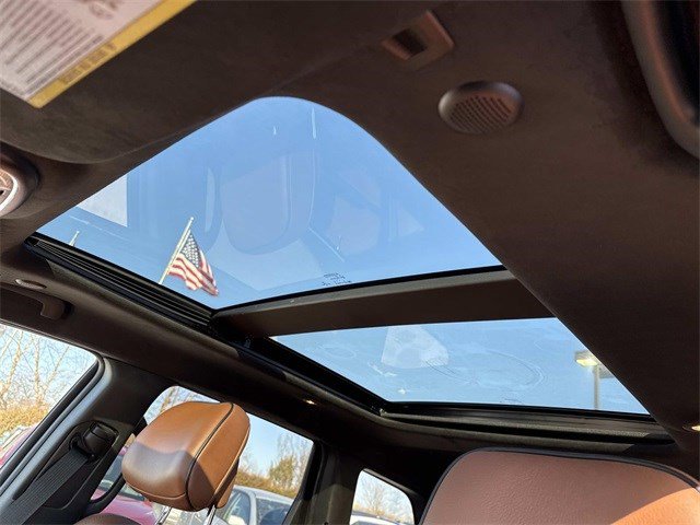 Used 2019 Jeep Grand Cherokee Summit image 16