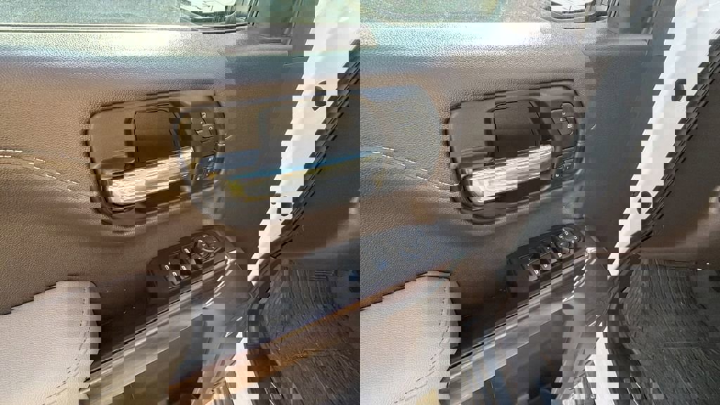 Used 2019 GMC Sierra 1500 SLT w/ SLT Premium Plus Package image 12