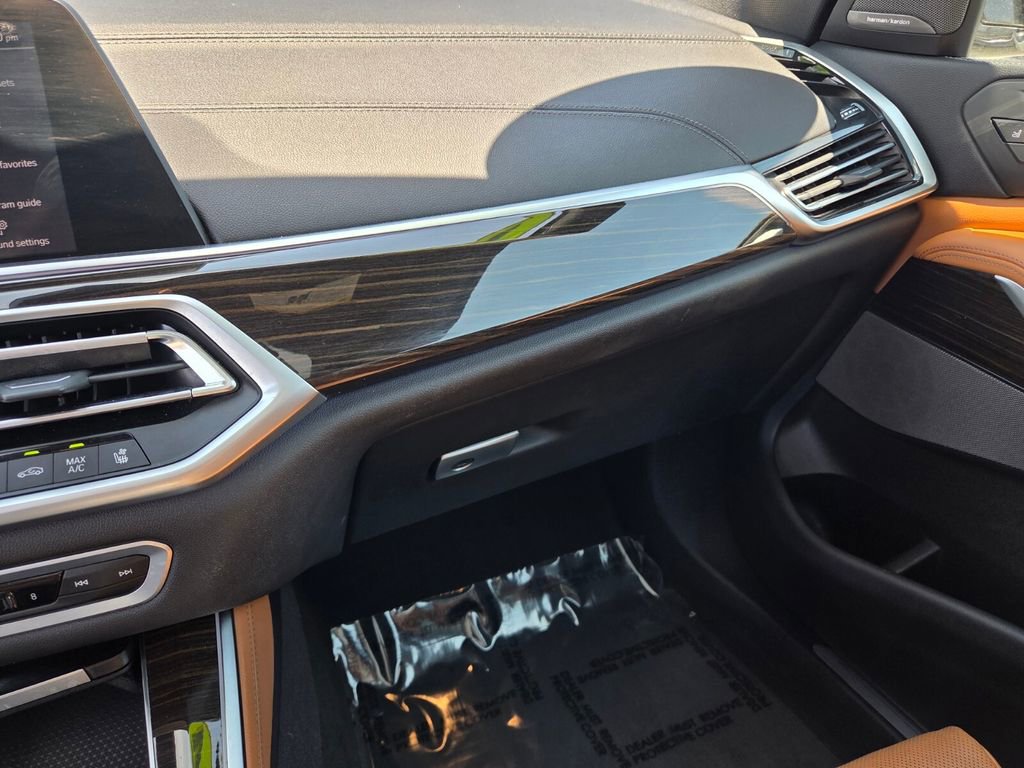 Used 2019 BMW X5 xDrive40i w/ Luxury Seating Package AWD/4WD image 27