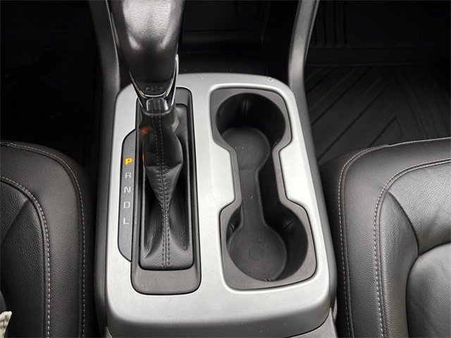 Used 2022 Chevrolet Colorado ZR2 w/ LPO, Door Decal Package image 24