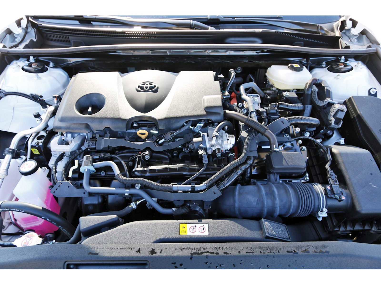 Used 2025 Toyota Camry XSE image 30