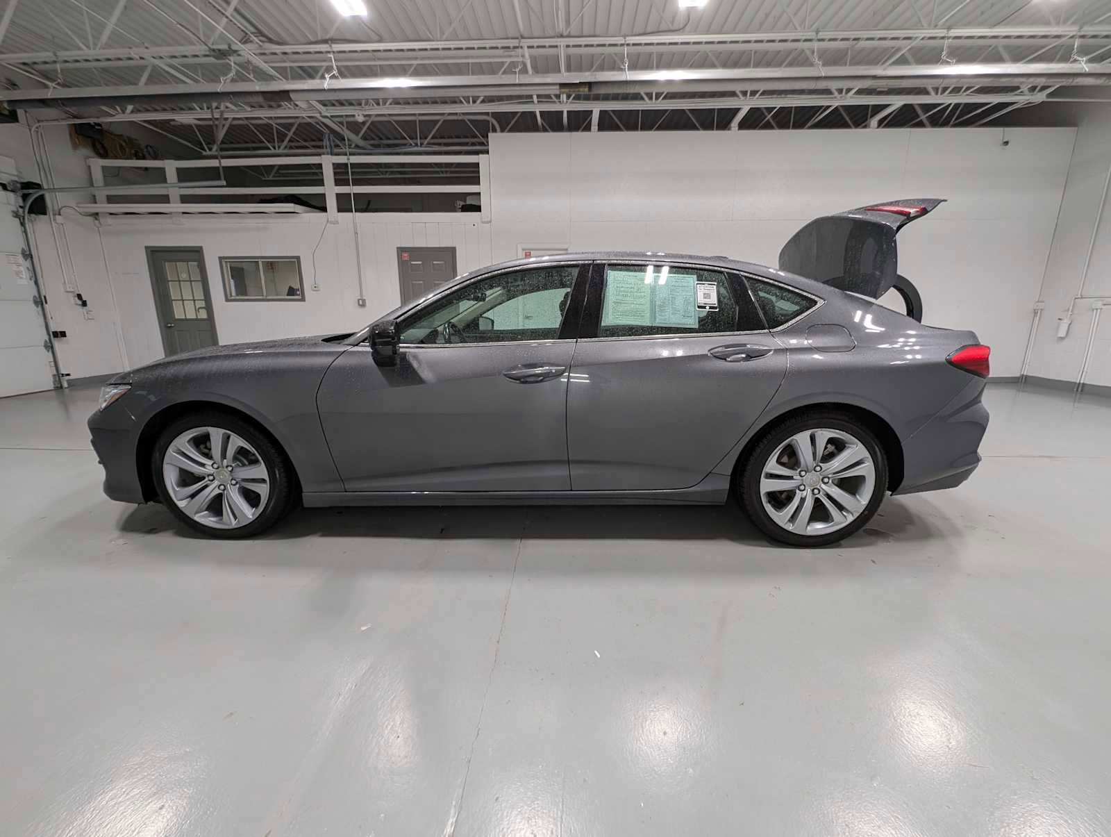 Used 2021 Acura TLX w/ Technology Package image 12