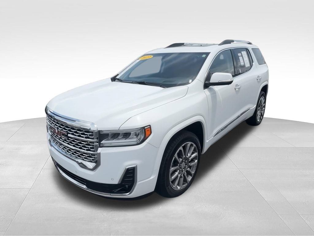 Used 2023 GMC Acadia Denali w/ Denali Ultimate Package AWD/4WD image 4