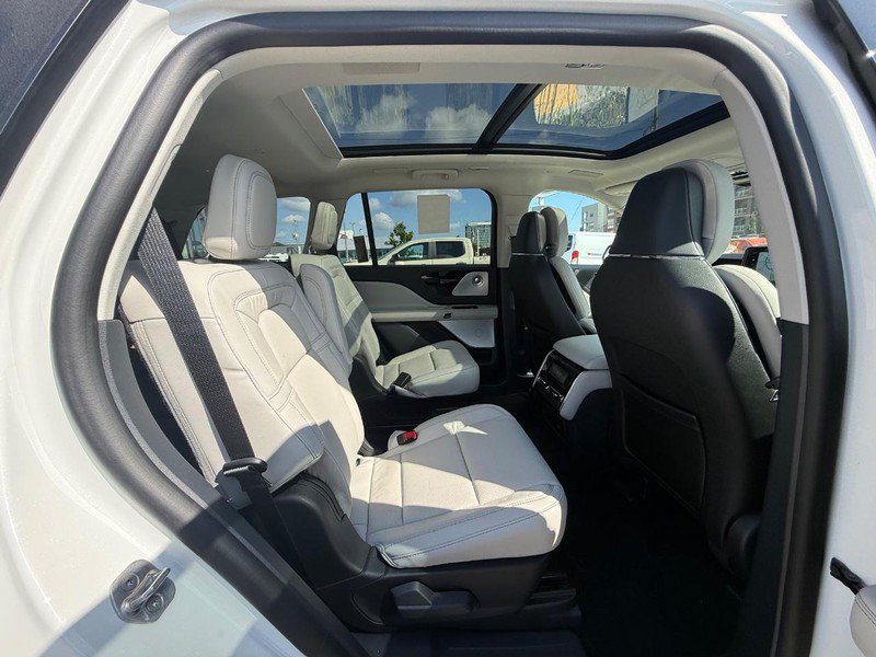 New 2027 Lincoln Aviator Reserve AWD/4WD image 5