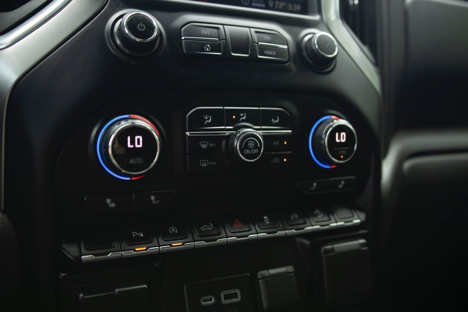 Used 2020 Chevrolet Silverado 1500 RST AWD/4WD image 9