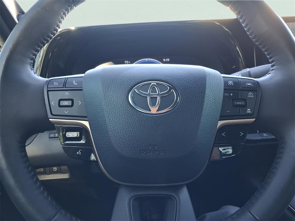 Used 2023 Toyota Crown XLE image 32