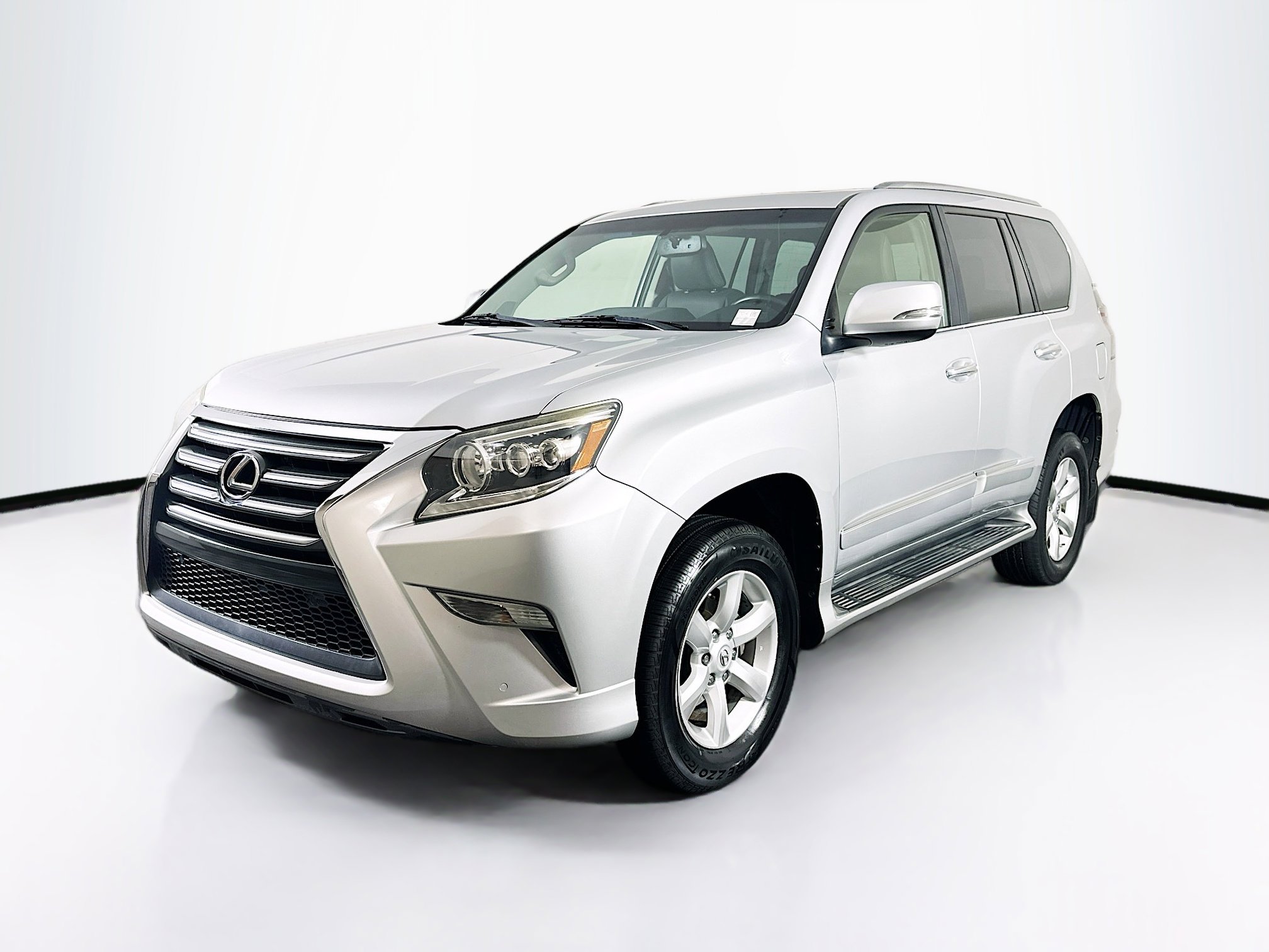 Used 2016 Lexus GX 460 4WD 4dr image 3