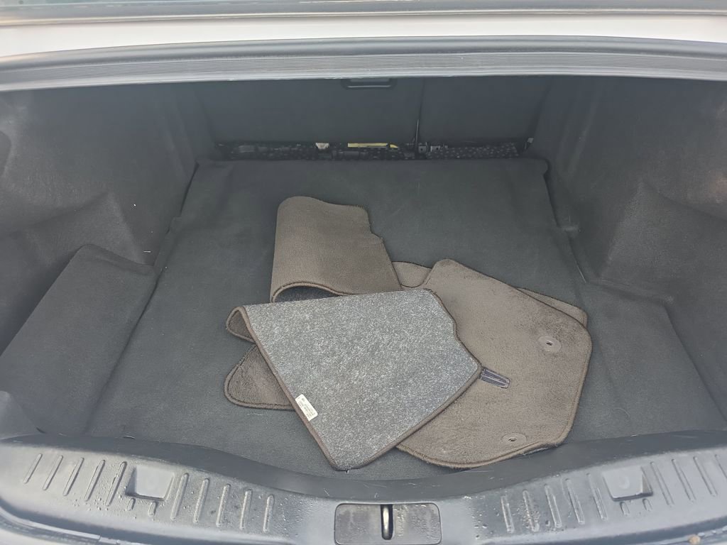 Used 2018 Lincoln MKZ Select image 11