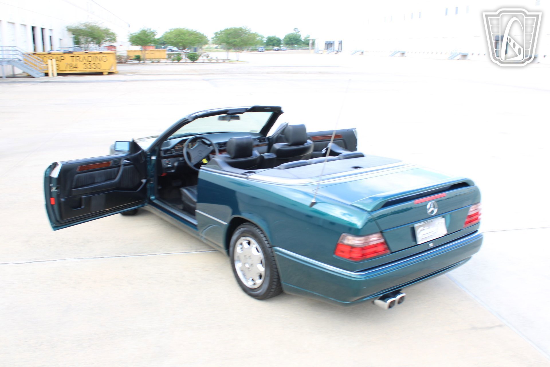 Used 1994 Mercedes-Benz E 320 Convertible image 8