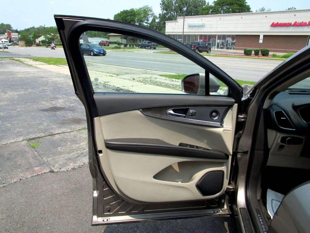 Used 2020 Lincoln Nautilus Reserve AWD/4WD image 36