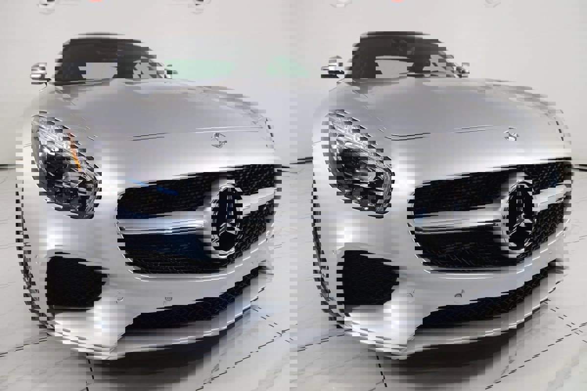Used 2017 Mercedes-Benz AMG GT Coupe w/ Exclusive Interior Package image 26