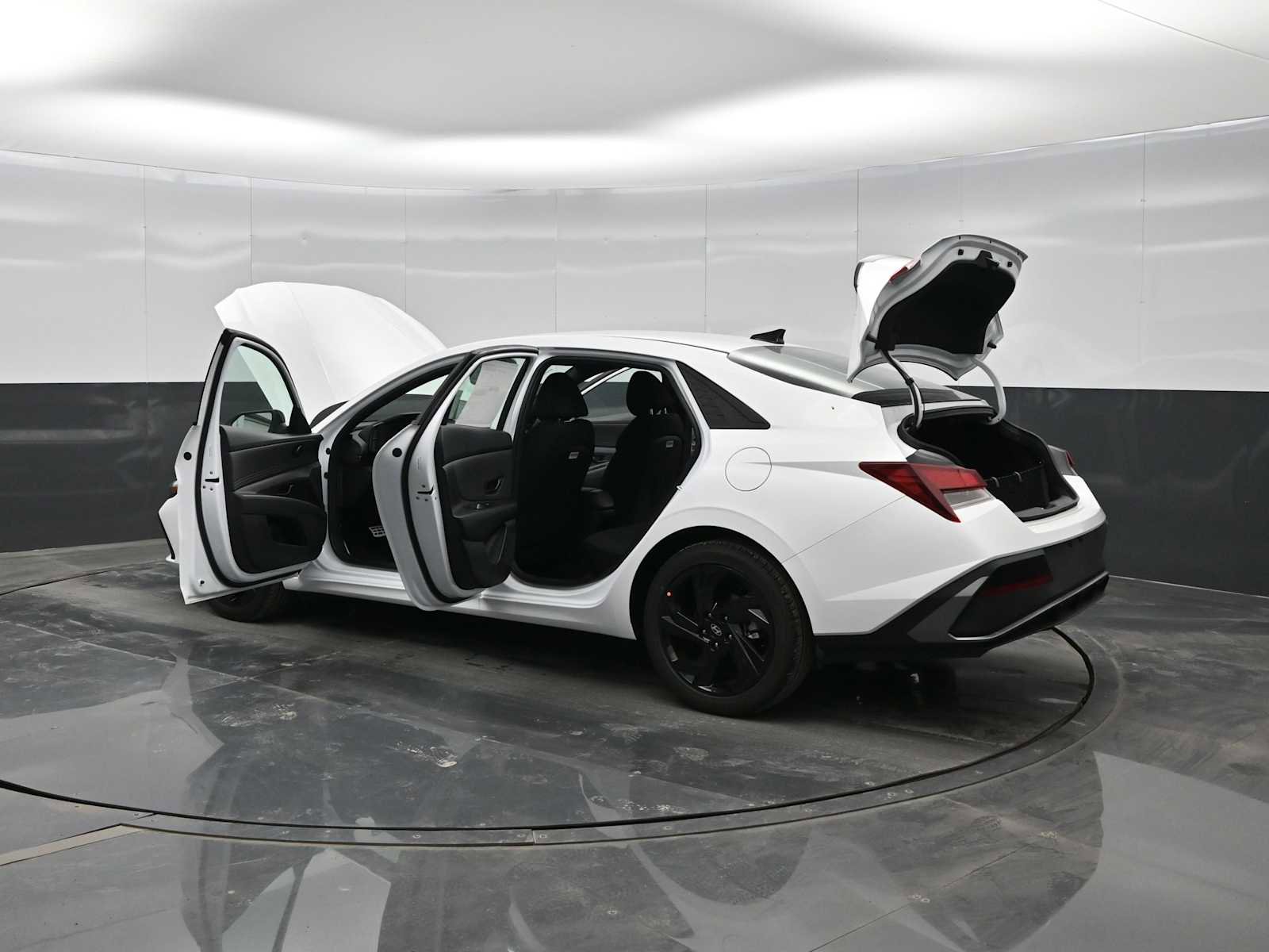 New 2026 Hyundai Elantra Sport w/ Cargo Package image 40