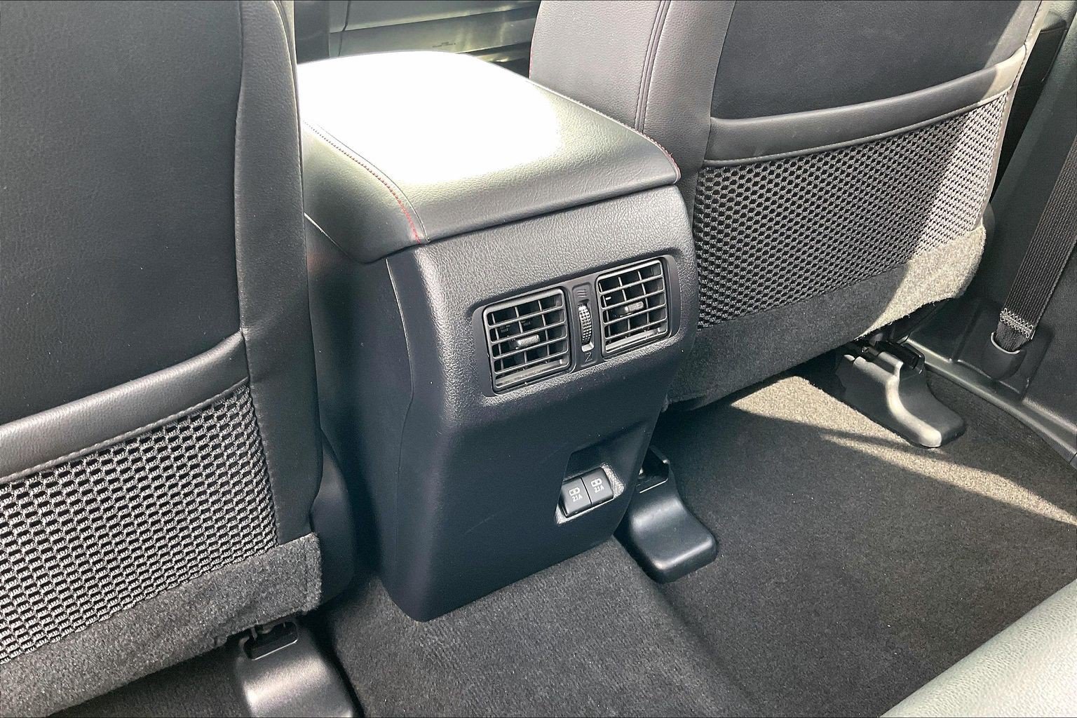 Used 2020 Toyota 4Runner TRD Off-Road Premium w/ Moonroof Package AWD/4WD image 40