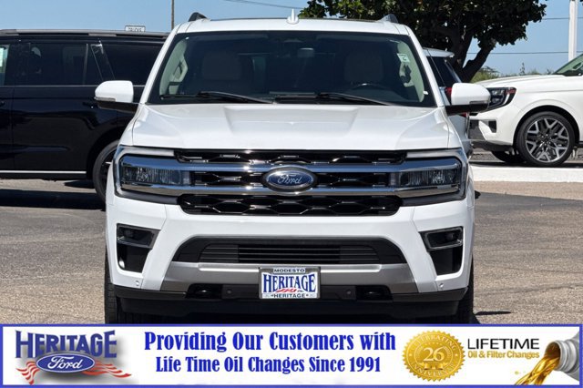 Used 2023 Ford Expedition Limited AWD/4WD image 9