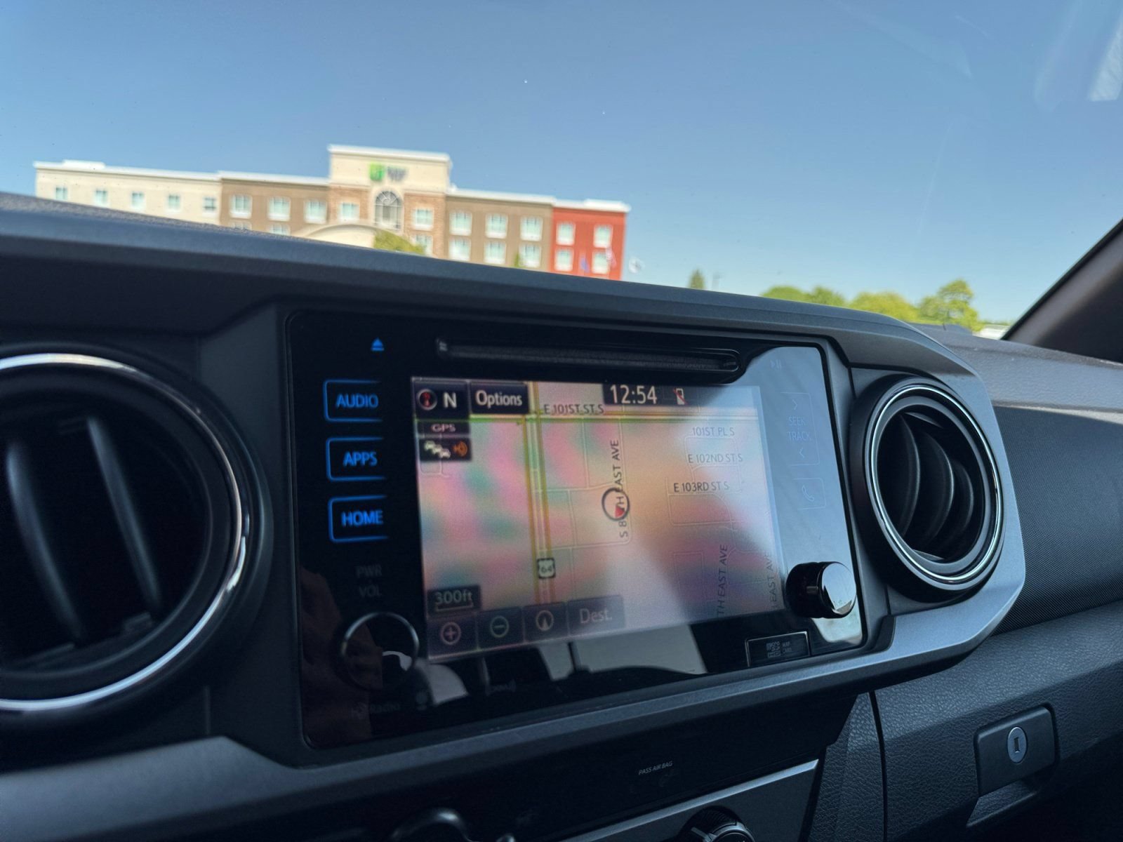 Used 2019 Toyota Tacoma TRD Off-Road AWD/4WD image 23