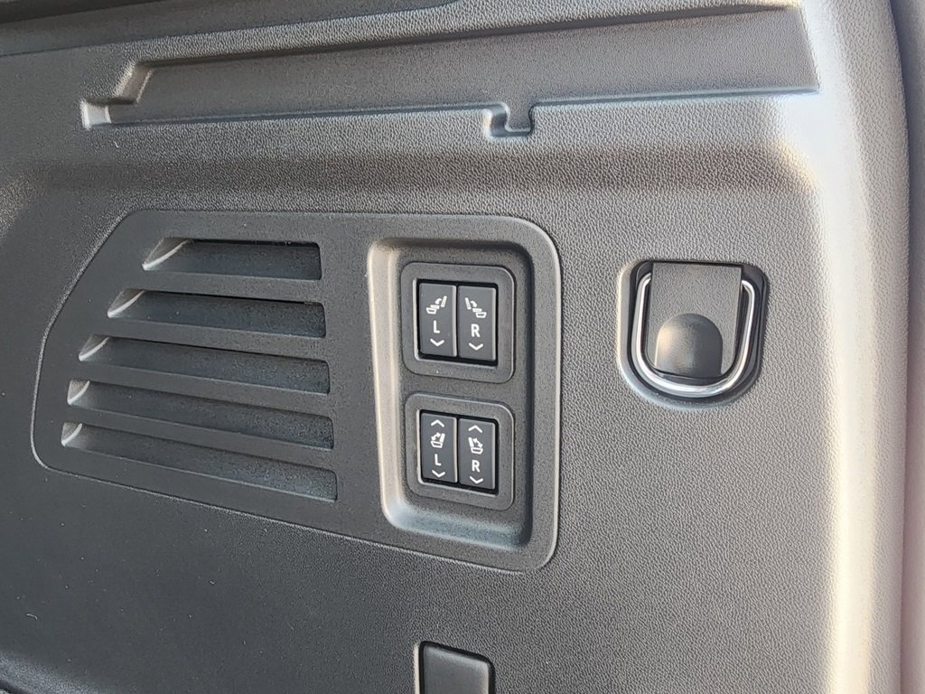 New 2026 Buick Enclave Sport Touring w/ Super Cruise Package image 51