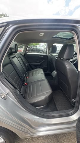 Used 2024 Volkswagen Jetta SE FWD image 19