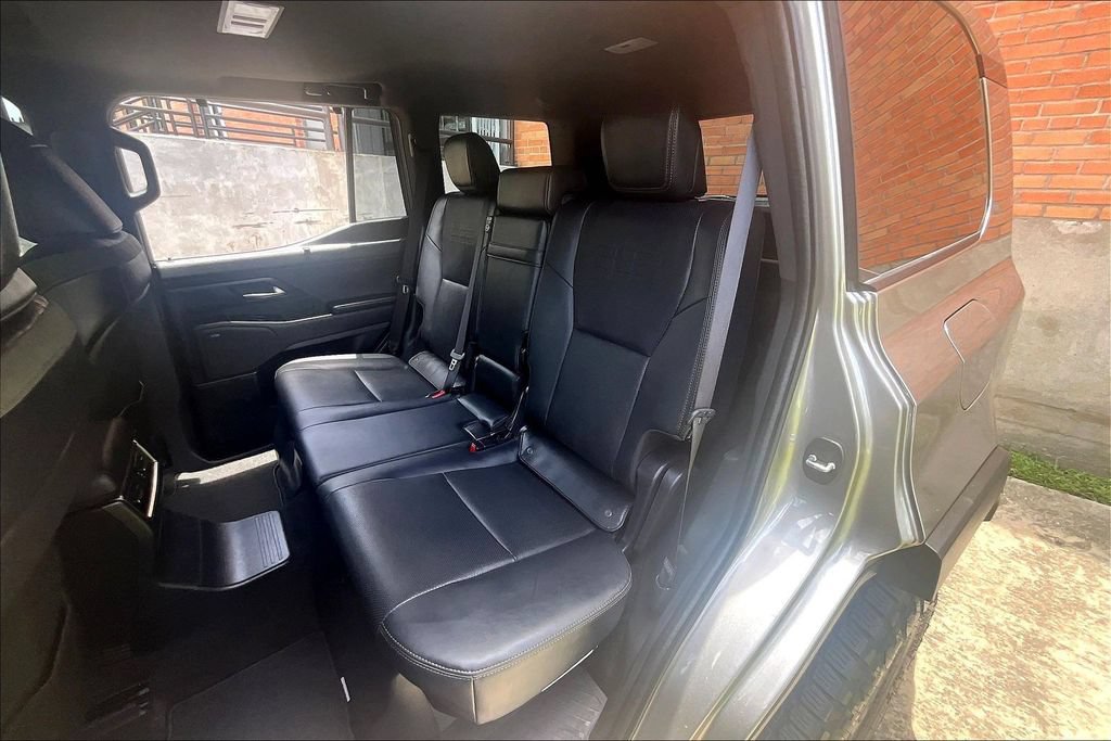 Used 2024 Lexus GX 550 AWD/4WD image 35