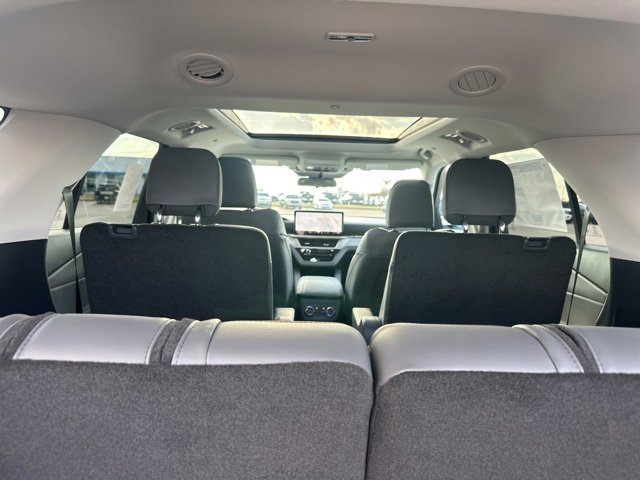 New 2026 Ford Explorer Active w/ Active Comfort Package image 23