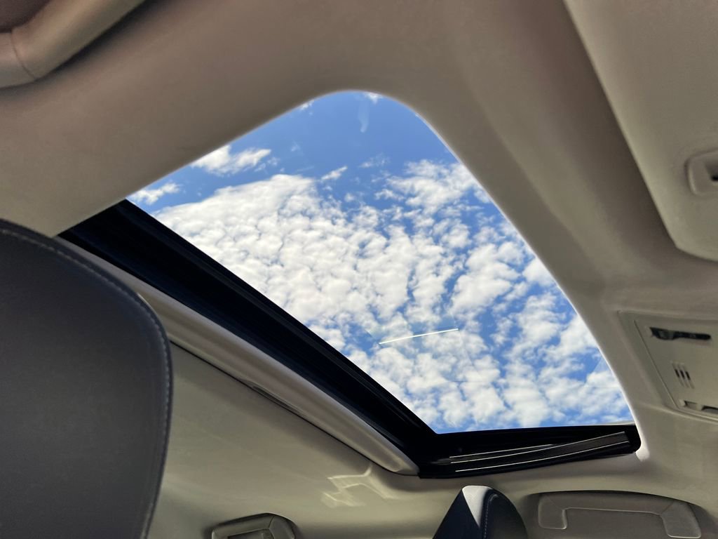 Used 2016 Lexus IS 200t w/ Navigation System Package image 23